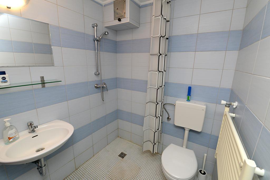 Centrum Apartman เปตช์ ภายนอก รูปภาพ