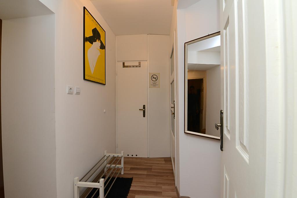 Centrum Apartman เปตช์ ภายนอก รูปภาพ